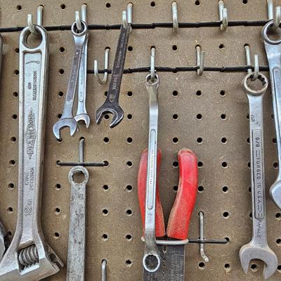 Peg Board Tool Rack & Tools (WS-JS)