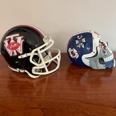 Chicago Cubs Day of The Dead Skull Figurine and Coasters. 1987 Mini W.T Woodson Cavaliers HS Mini Helmet.