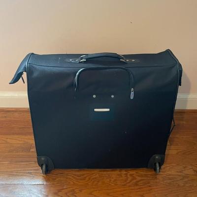 Travelers Club Business rolling Garment bag
