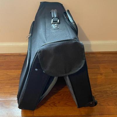Travelers Club Business rolling Garment bag