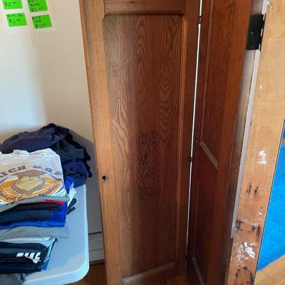 Room divider with Mirror