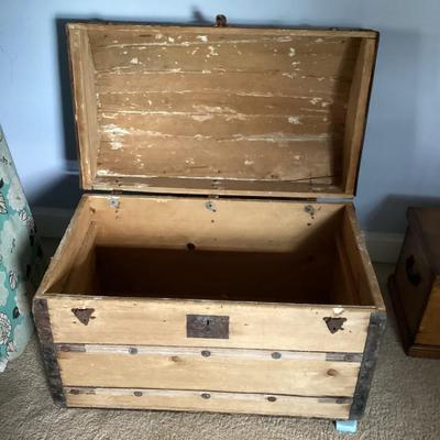 Vintage Dome Top Wood Trunk