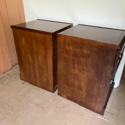 Pair of Wooden Traditional Style Filling Cabinets