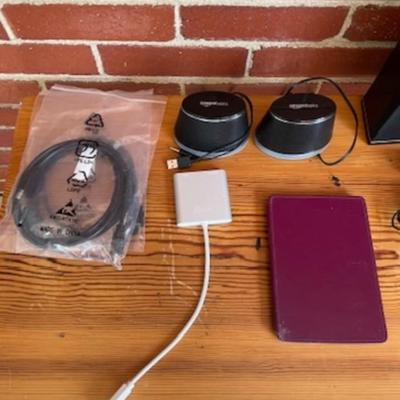 Lots of Miscellaneous Computer Accessories and Electronic Items. 