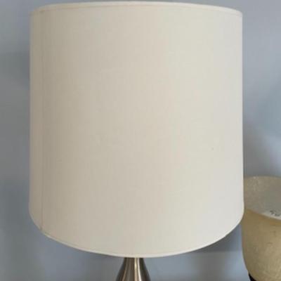 Lot of Lamps . 3 Included