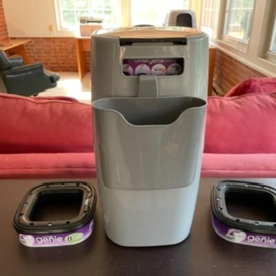 Litter Genie- Cat litter disposal system and 2 packs of refillable included.