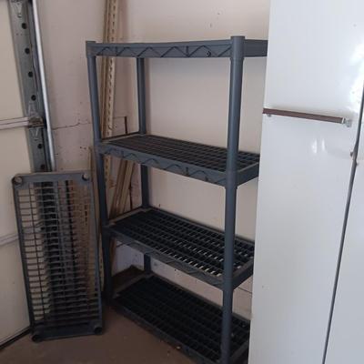 METAL STORAGE CABINET AND PLASTIC SHELF