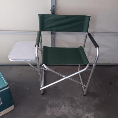 FOLDING CHAIR W/SIDE TABLE AND COLEMAN METAL COOLER