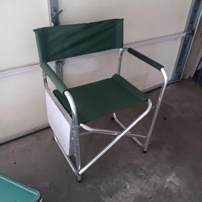 FOLDING CHAIR W/SIDE TABLE AND COLEMAN METAL COOLER