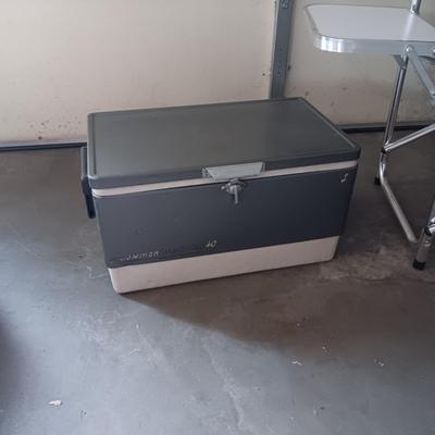 FOLDING CHAIR W/SIDE TABLE AND POCKET ORGANIZER PLUS METAL COOLER