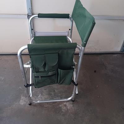 FOLDING CHAIR W/SIDE TABLE AND POCKET ORGANIZER PLUS METAL COOLER