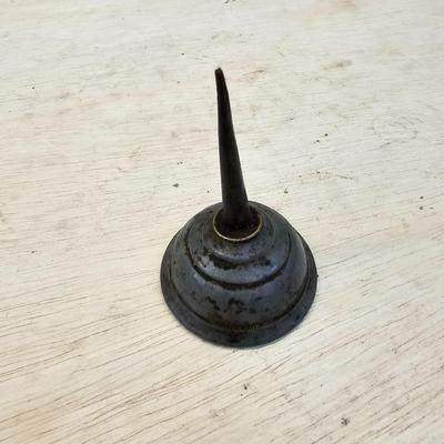 Vintage Oil Cans & Bottles (WS-JS)