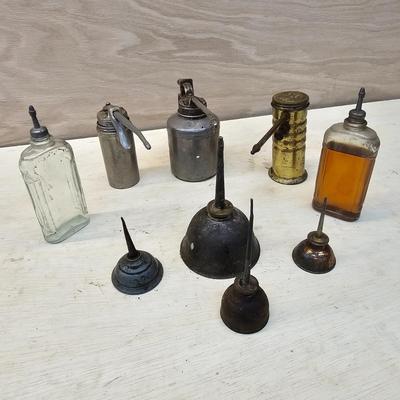 Vintage Oil Cans & Bottles (WS-JS)