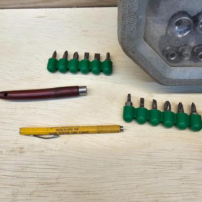 Assorted Phillips & Flathead Screwdrivers & More (WS-JS)