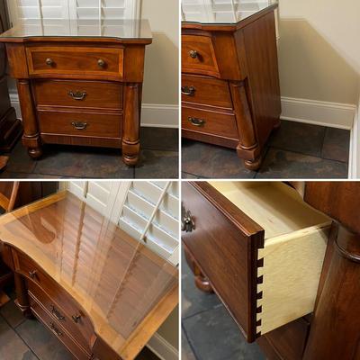 LANE ~ Country Living ~ Three (3) Piece Inlaid King Sleigh Bed Bedroom Set