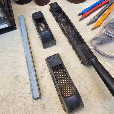 Sandpaper, Rolls, Sheets, Belts, & More (WS-JS)