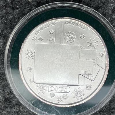 2000 1oz .999 Silver Round