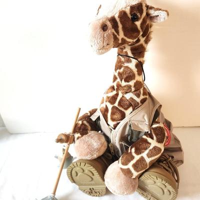 Lot #114 Build A Bear World Wildlife Fund Giraffe w/clothing & accessories - New with Tags