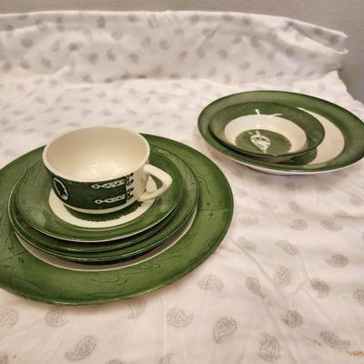 Service for 8 of Colonial Homestead Stoneware