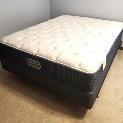 Lot #124 Super Nice Queen Beauty Rest Mattress and Box Spring Set with metal bed frame.