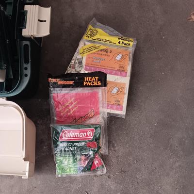 DOUBLE SIDED FOLD OUT TACKLE BOX, 2 FILET KNIVES AND MORE