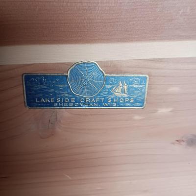 LOCKING CEDAR CHEST WITH BRASS HINGES AND ACCENTS