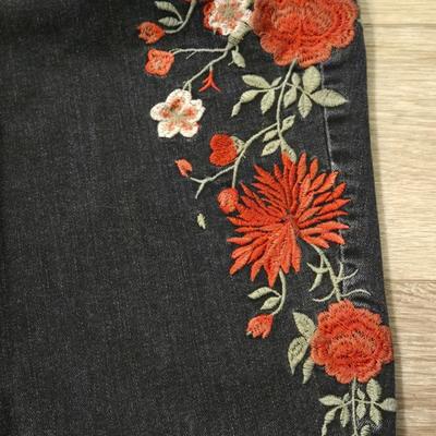 Ana Embroidered Black Skinny Jeans