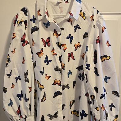 Butterfly Button Down Puff Long Sleeve Top