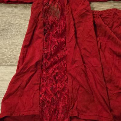 New with Tags and Packaging Avidlove Lace Trim Sleepwear