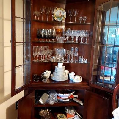 Thomasville Cherry lighted corner cabinet with glass shelves