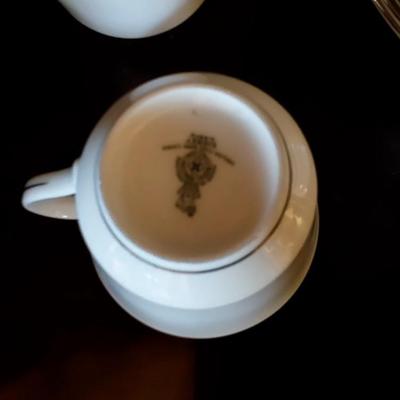Royal Doulton Signet China Set