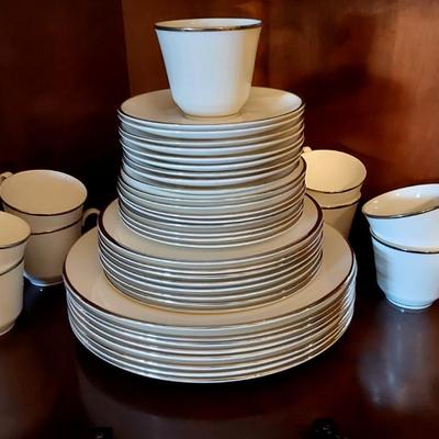 Royal Doulton Signet China Set