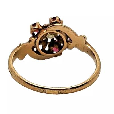 Antique Ruby & Seed Pearl Flower 10K Yellow Gold Ring