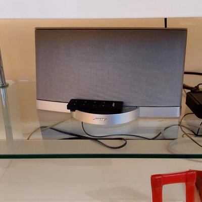 Bose Sound Dock II Portable Iphone/Ipod 30 pin Silver Speaker