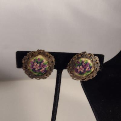 Vintage Brooch and Earring Set (#285)