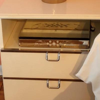 Queen Size Bedroom Set