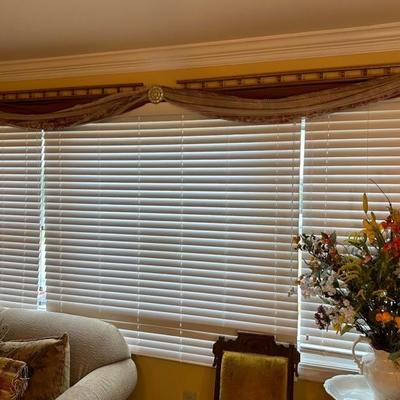 Curtain Decor Set