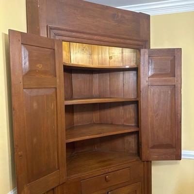 Fantastic Wooden Corner Cabinet
