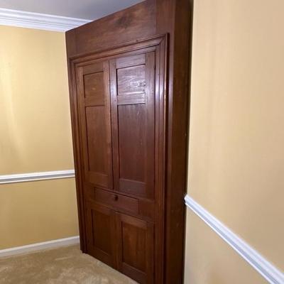 Fantastic Wooden Corner Cabinet