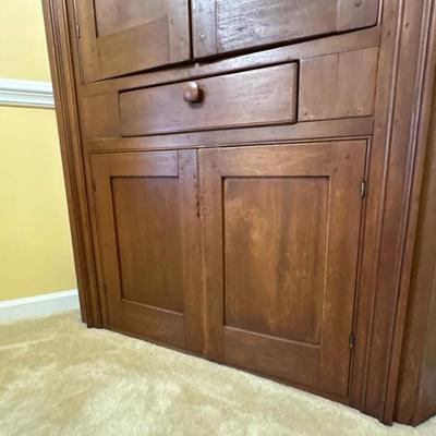 Fantastic Wooden Corner Cabinet