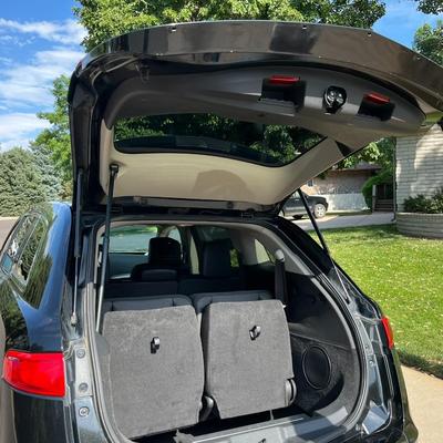 2010 Loaded Lincoln MKT SUV