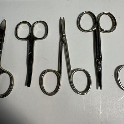 Scissors Lot.
