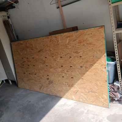 3 FULL PIECES OF OSB/PLYWOOD 7/16 X 8' X 4'