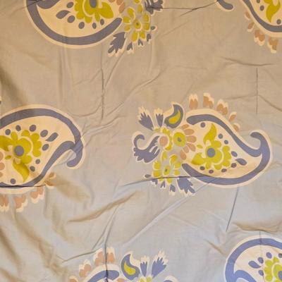 Queen Size Comforter