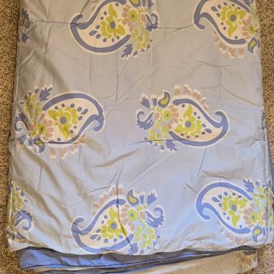 Queen Size Comforter