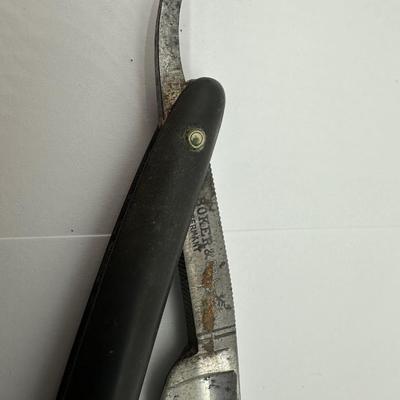 Antique Straight Razors (see description)