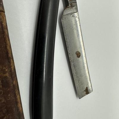 Antique Straight Razors (see description)