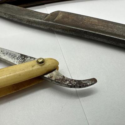 Antique Straight Razors (see description)
