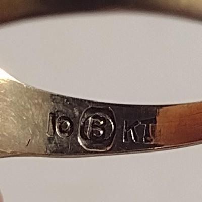 10 Karat Yellow Gold Ring- Approx Weight 2 Grams (#315)