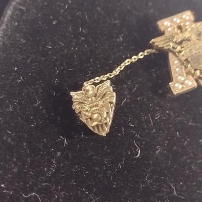 14 Karat Yellow Gold and Pearl USMA West Point Pin- Approx Weight 8 Grams (#316)